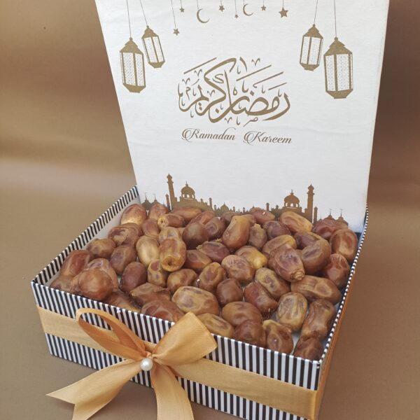 Dates Gift Box